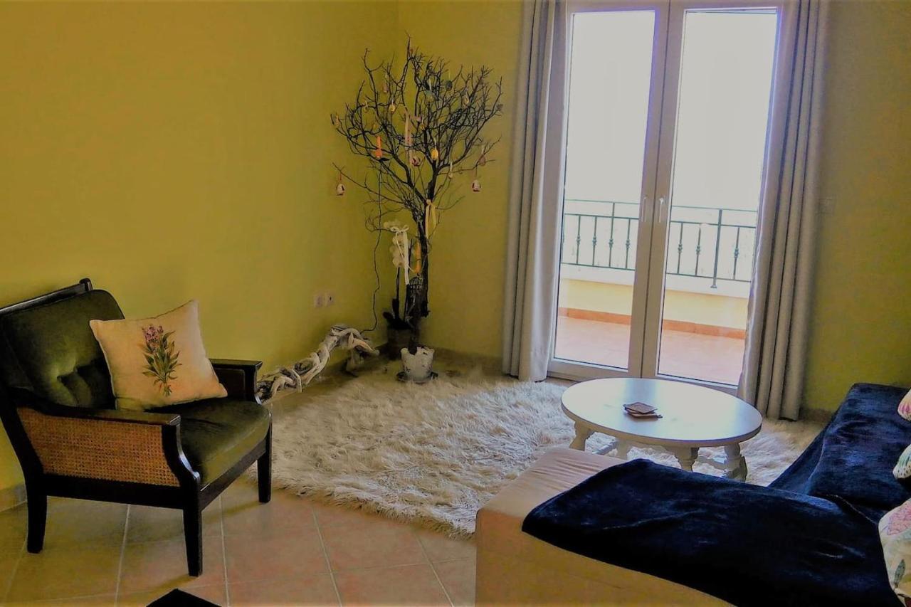 Ermina'S Gaze Apartment Agioi Deka  Ngoại thất bức ảnh