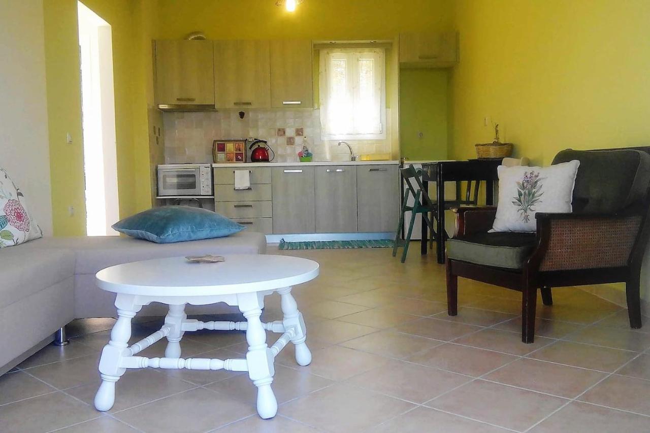 Ermina'S Gaze Apartment Agioi Deka  Ngoại thất bức ảnh